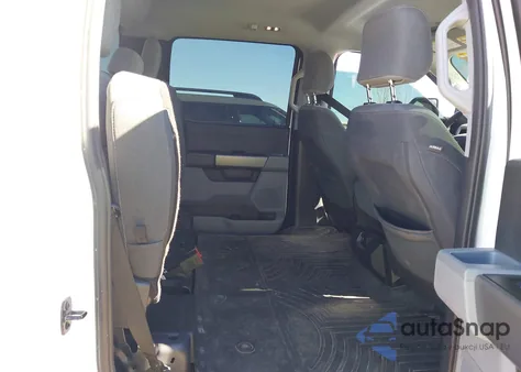 2025 Ford F-250 Xlt z USA, uszkodzony, nr VIN 1FT7W2BTXSEC52683